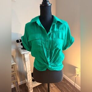 Babaton Aritzia Utility Linen Short Sleeve Shirt